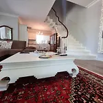 Villa Seaside With Private Yard On Adriatic Coast