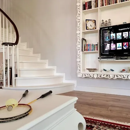 Villa Seaside With Private Yard On Adriatic Coast