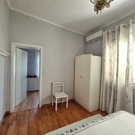 Seaside With Private Yard On Adriatic Coast Hamallaj