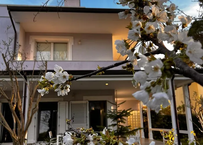 Seaside With Private Yard On Adriatic Coast 빌라 Hamallaj