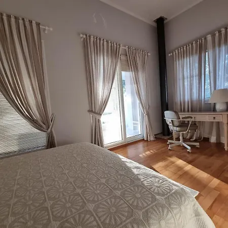 Seaside With Private Yard On Adriatic Coast